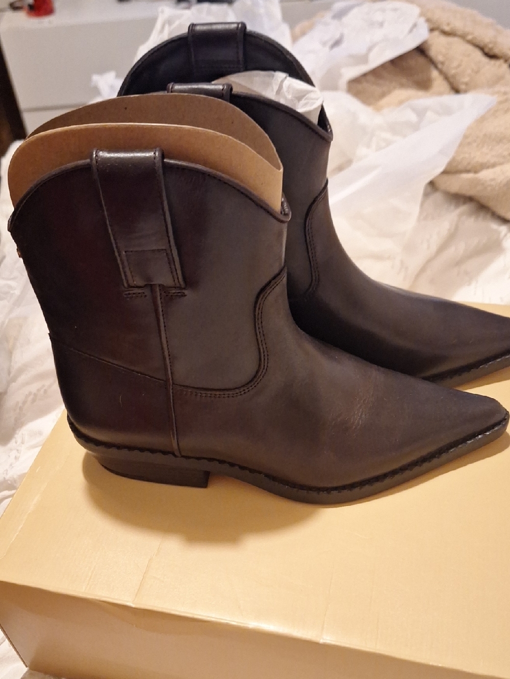 MICHAEL Michael Kors Black Pointed Toe Western Ankle Booties